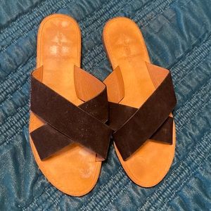 Black cross over sandals super cute